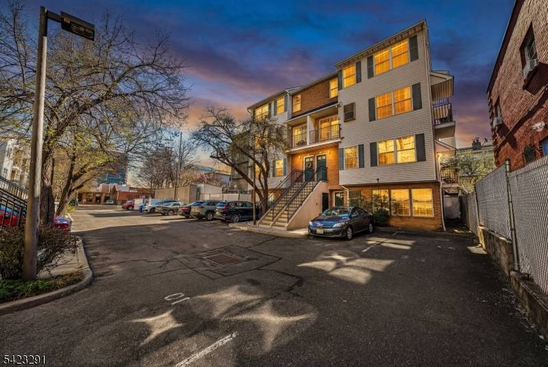 84 Union St #C3, Newark City, NJ 07105