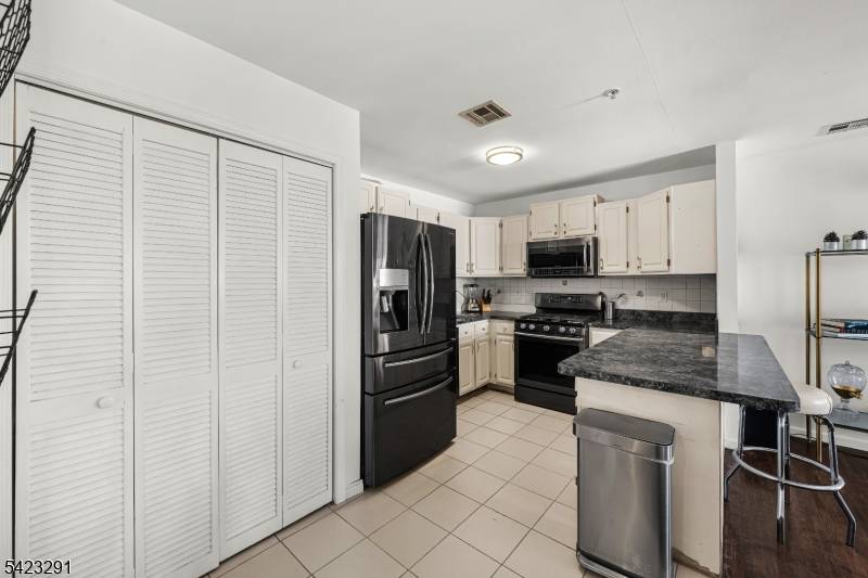 84 Union St #C3, Newark City, NJ 07105