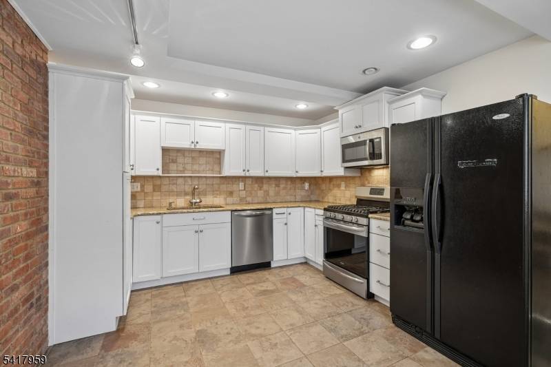 35 Dehart St, Morristown Town, NJ 07960