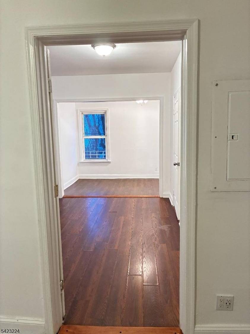 73 Wolcott Ter, Newark City, NJ 07112