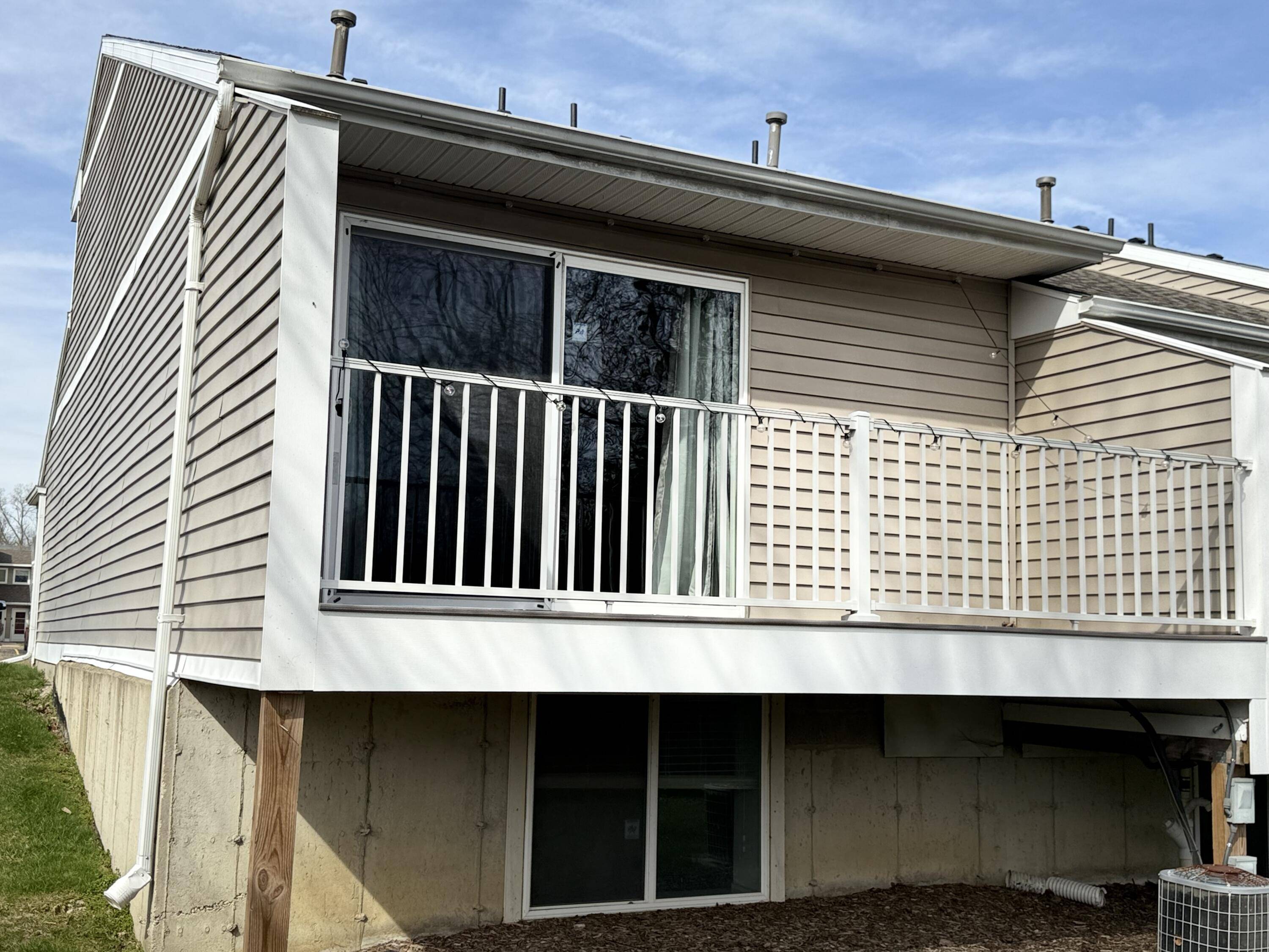 2138 Stone School CIR, Ann Arbor, MI 48108