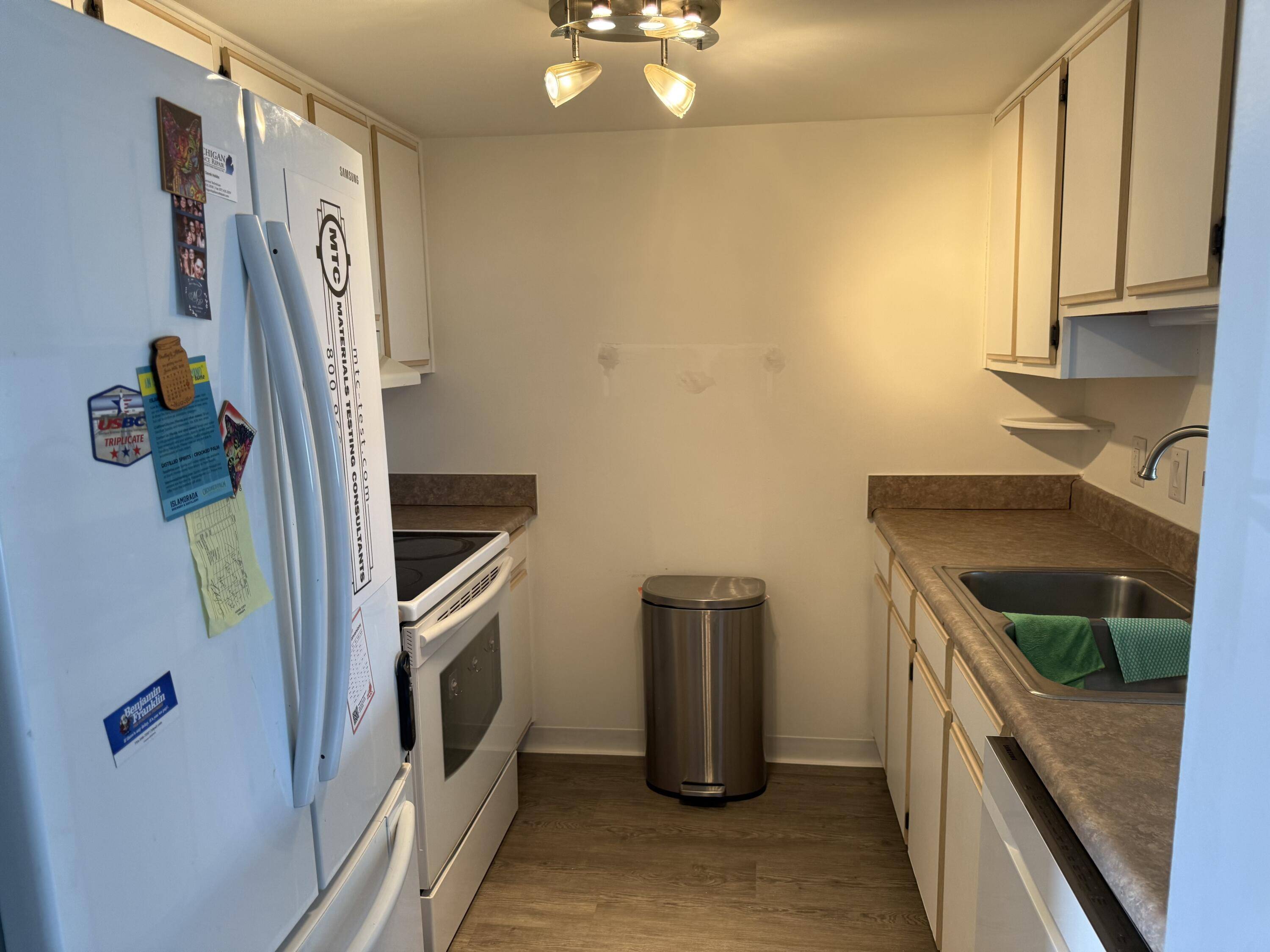 2138 Stone School CIR, Ann Arbor, MI 48108