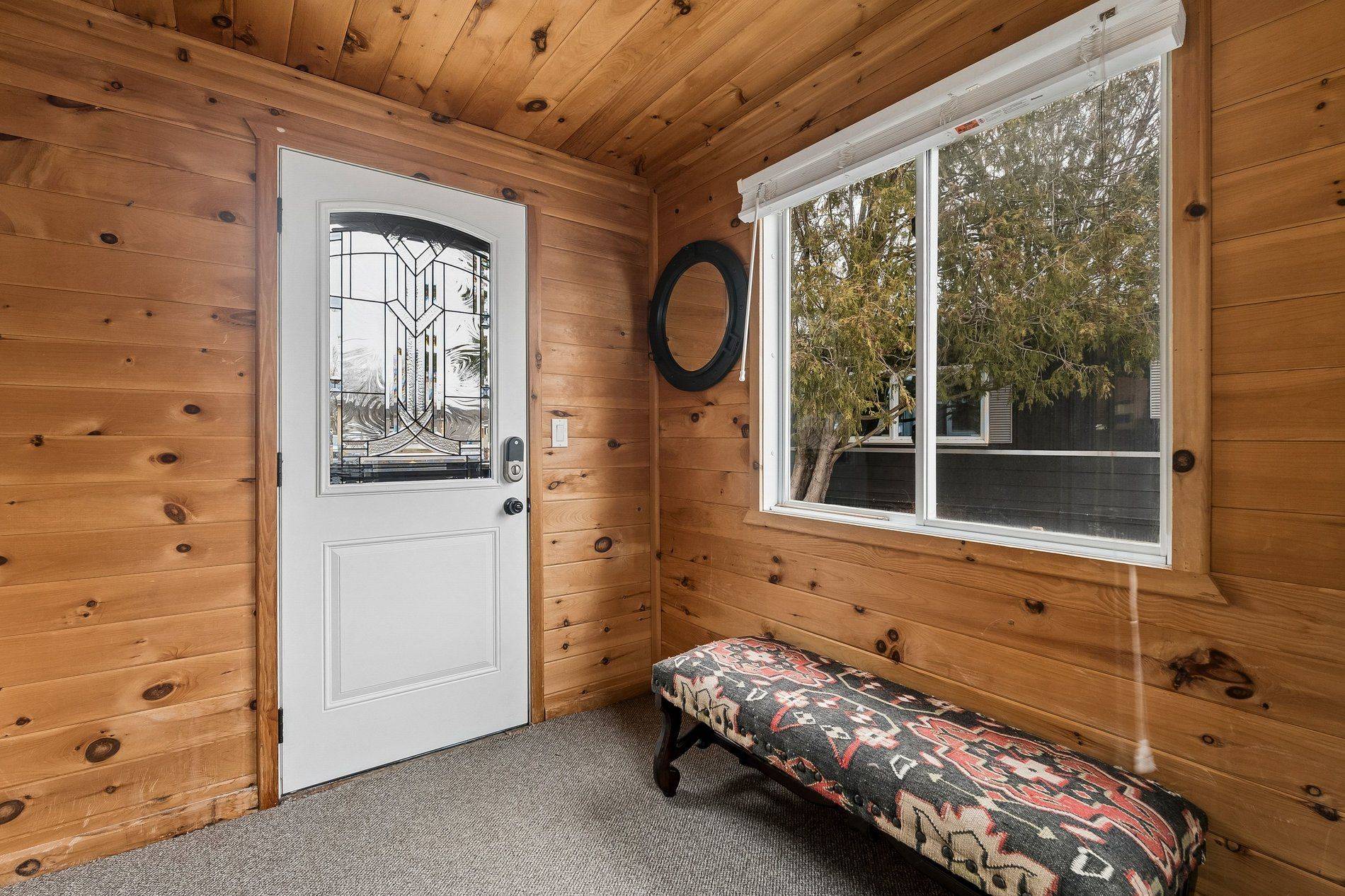 10 Pinecrest CIR, Innisfil, ON L0L 1L0