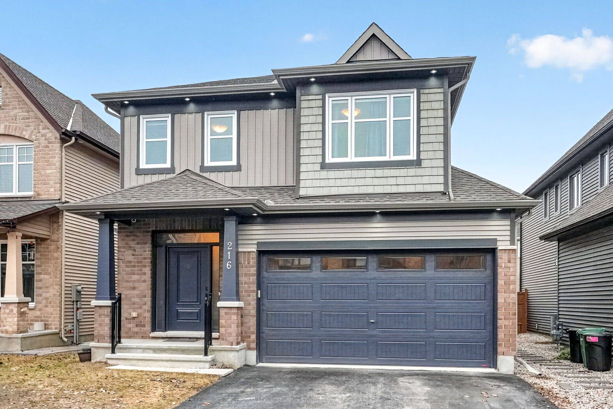 216 Helen Rapp WAY, Blossom Park - Airport And Area, ON K1T 0P6