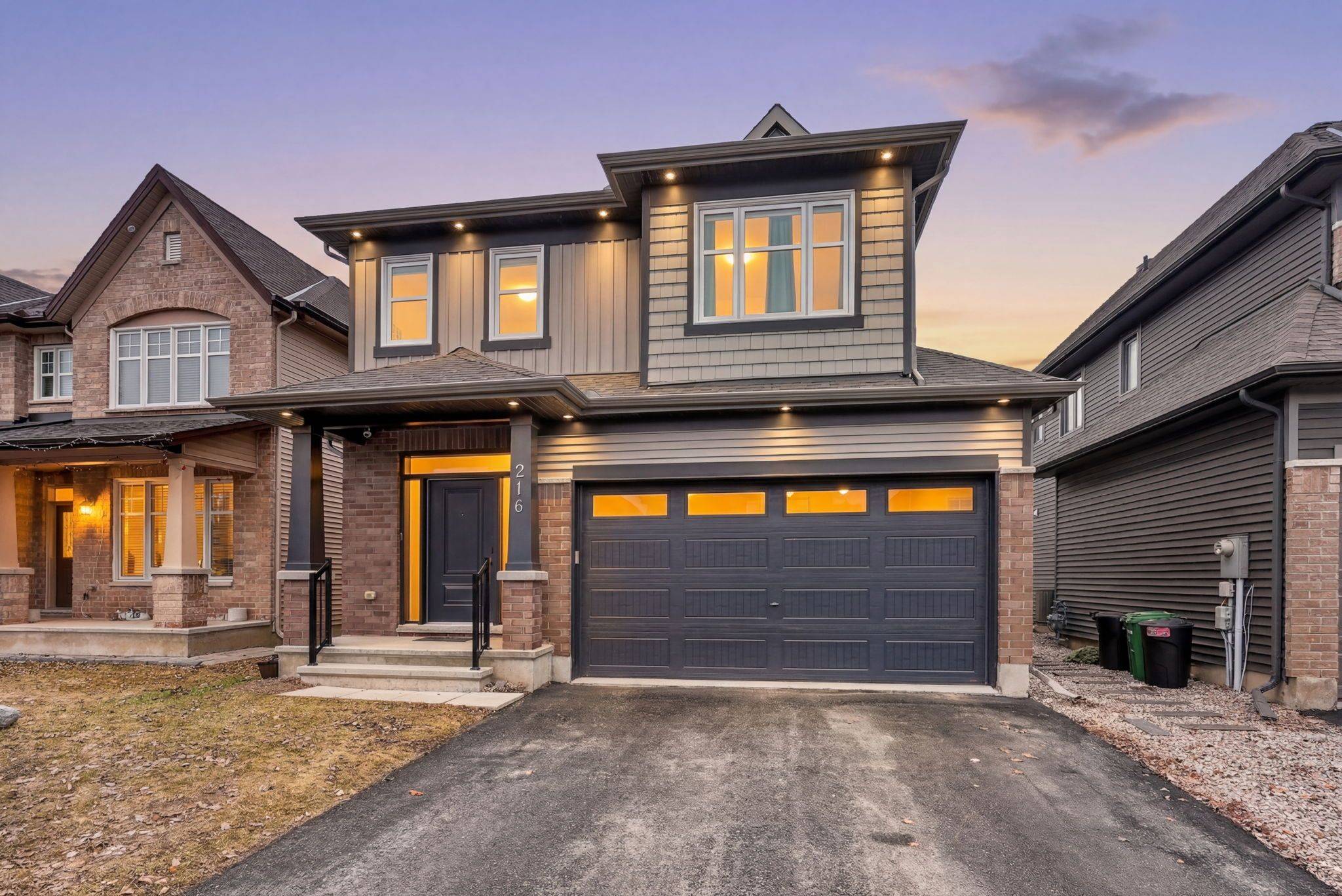216 Helen Rapp WAY, Blossom Park - Airport And Area, ON K1T 0P6