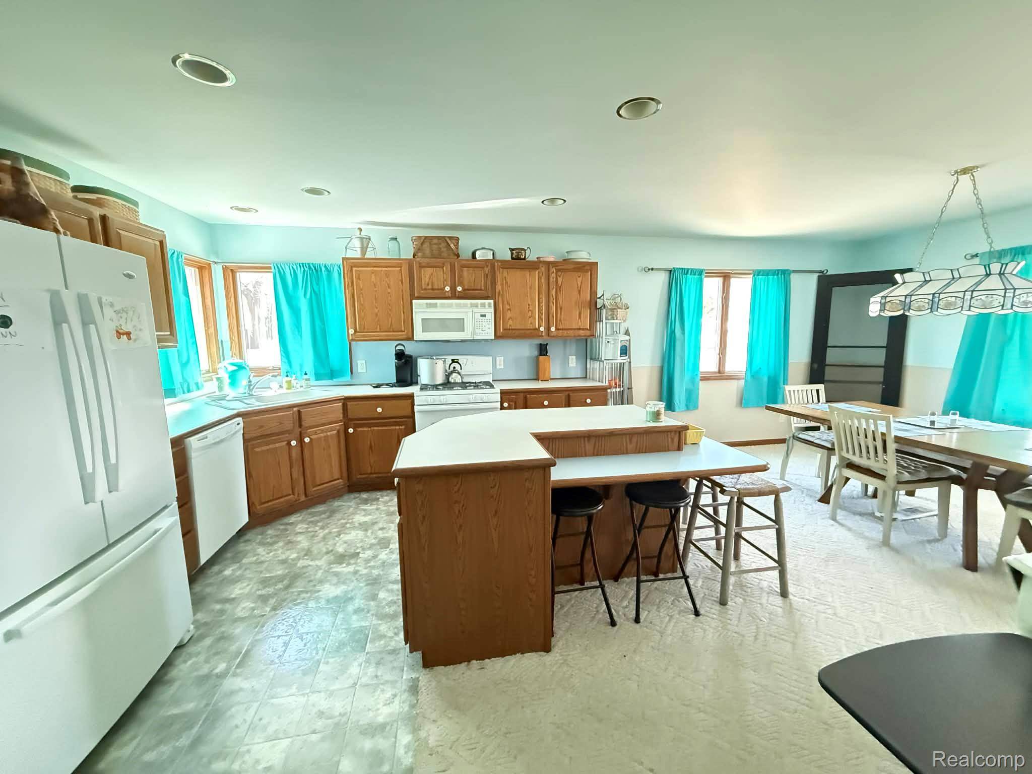 4689 Port Austin RD, Lake Township, MI 48725