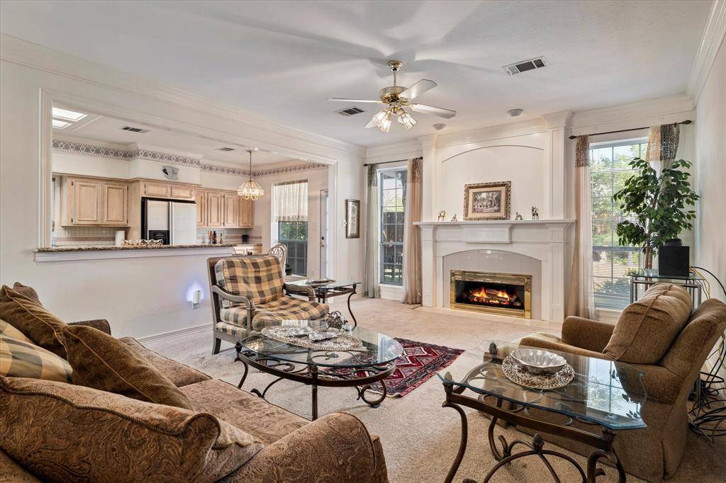 1121 Lakestream Drive, Plano, TX 75075