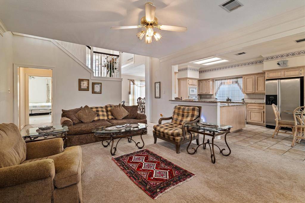 1121 Lakestream Drive, Plano, TX 75075