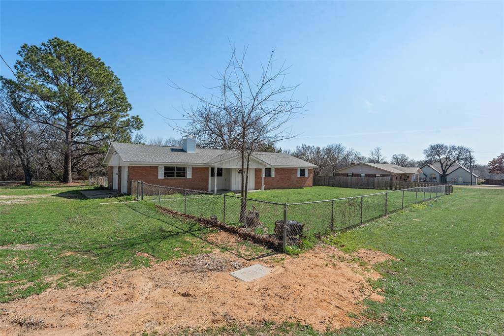 111 Joyce Drive, Argyle, TX 76226