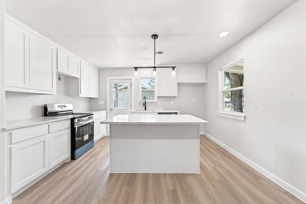 247 Wells Street, Emory, TX 75440