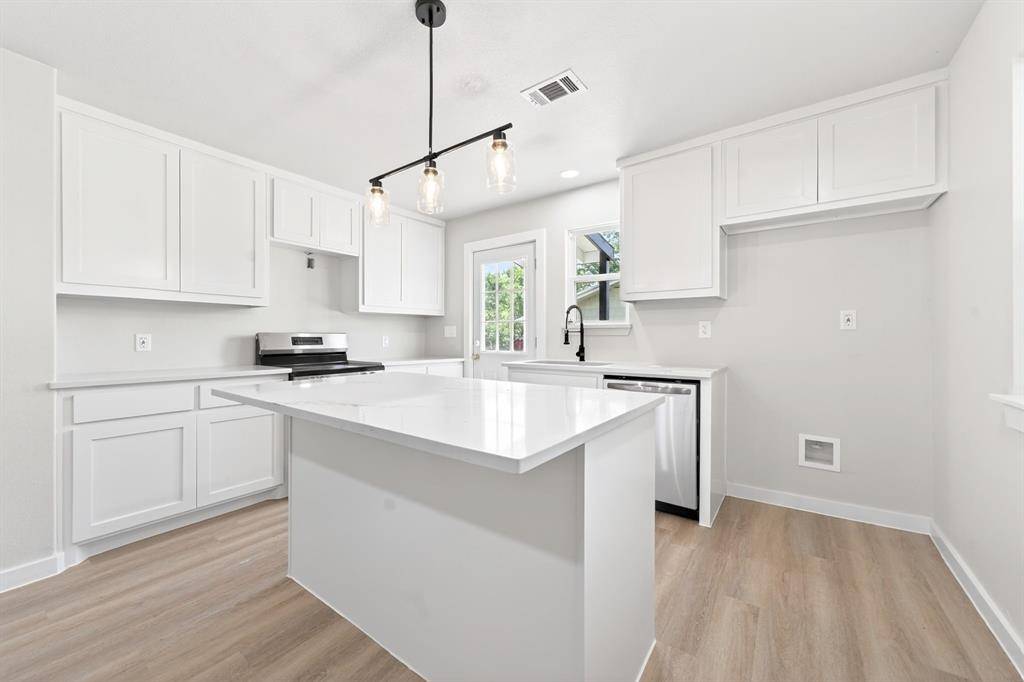 247 Wells Street, Emory, TX 75440