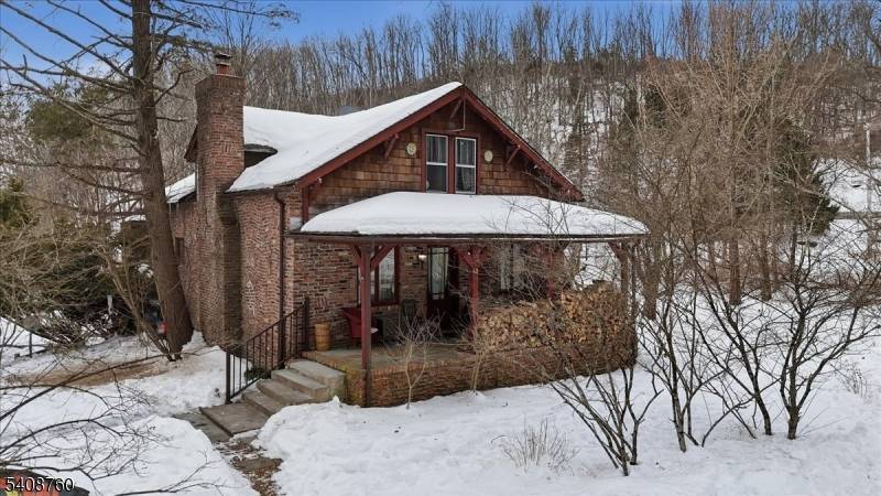 69 Kostenbader Rd, Hope Twp., NJ 07825