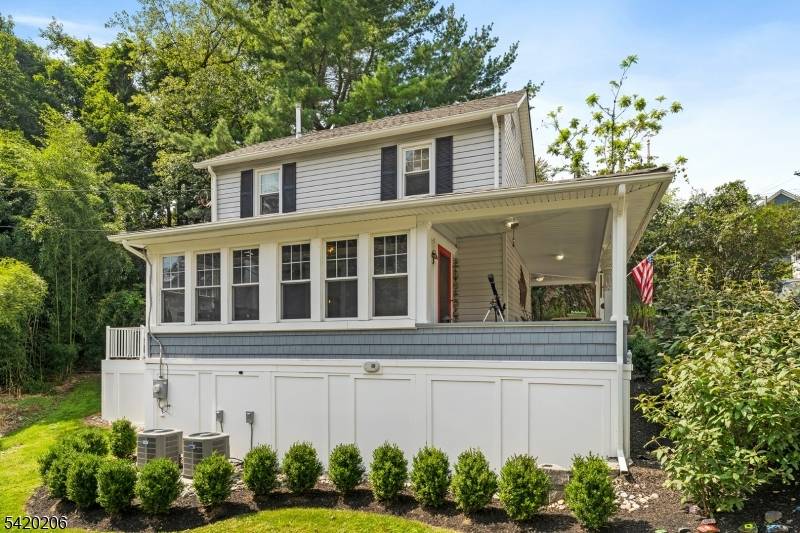 14 Mcdonald St, High Bridge Boro, NJ 08829