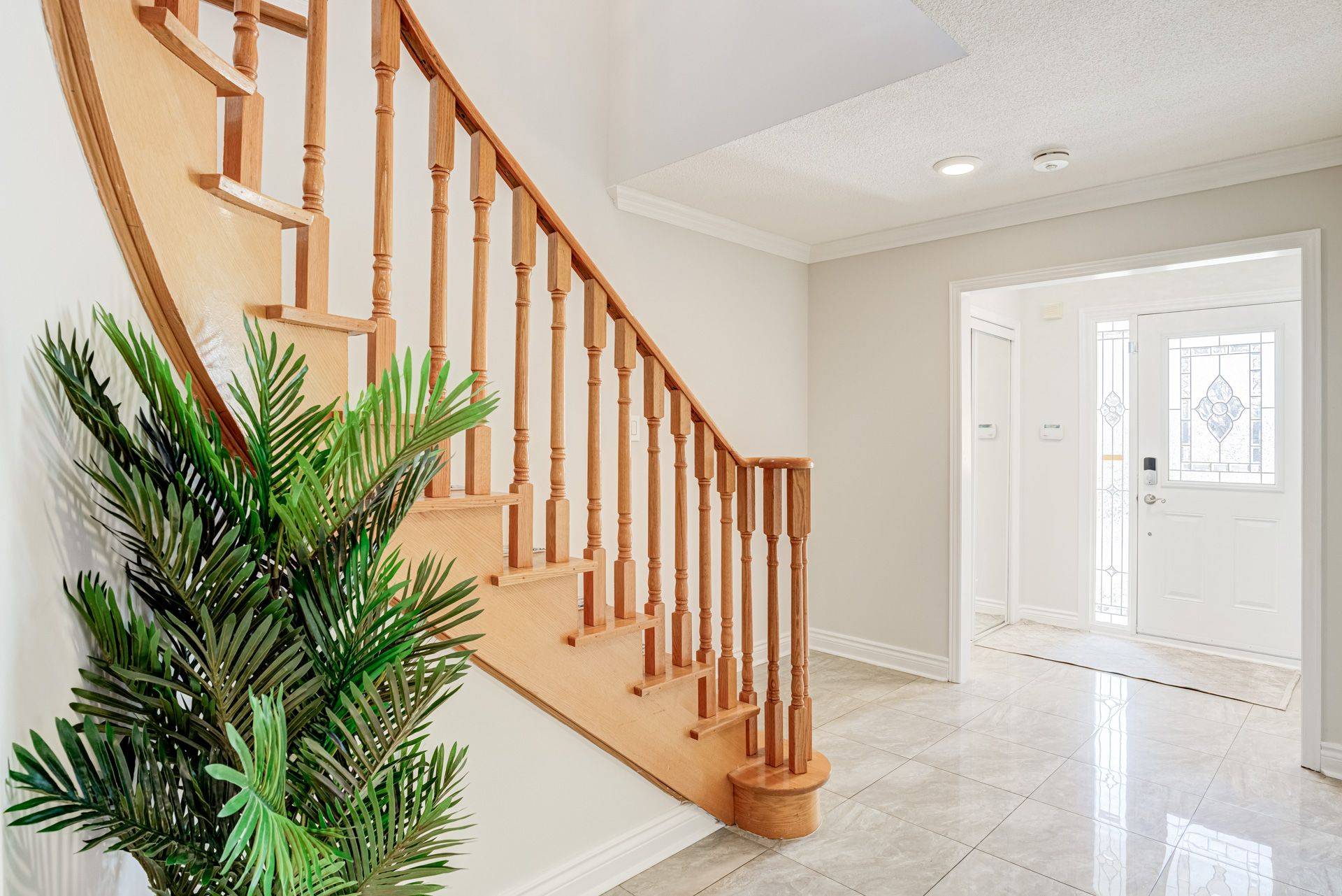 5 Longhouse ST, Vaughan, ON L4L 4Z3