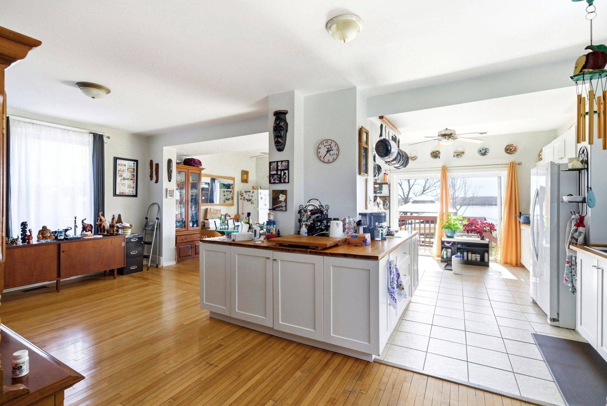 1177 Montreal RD, Cornwall, ON K6H 1E3