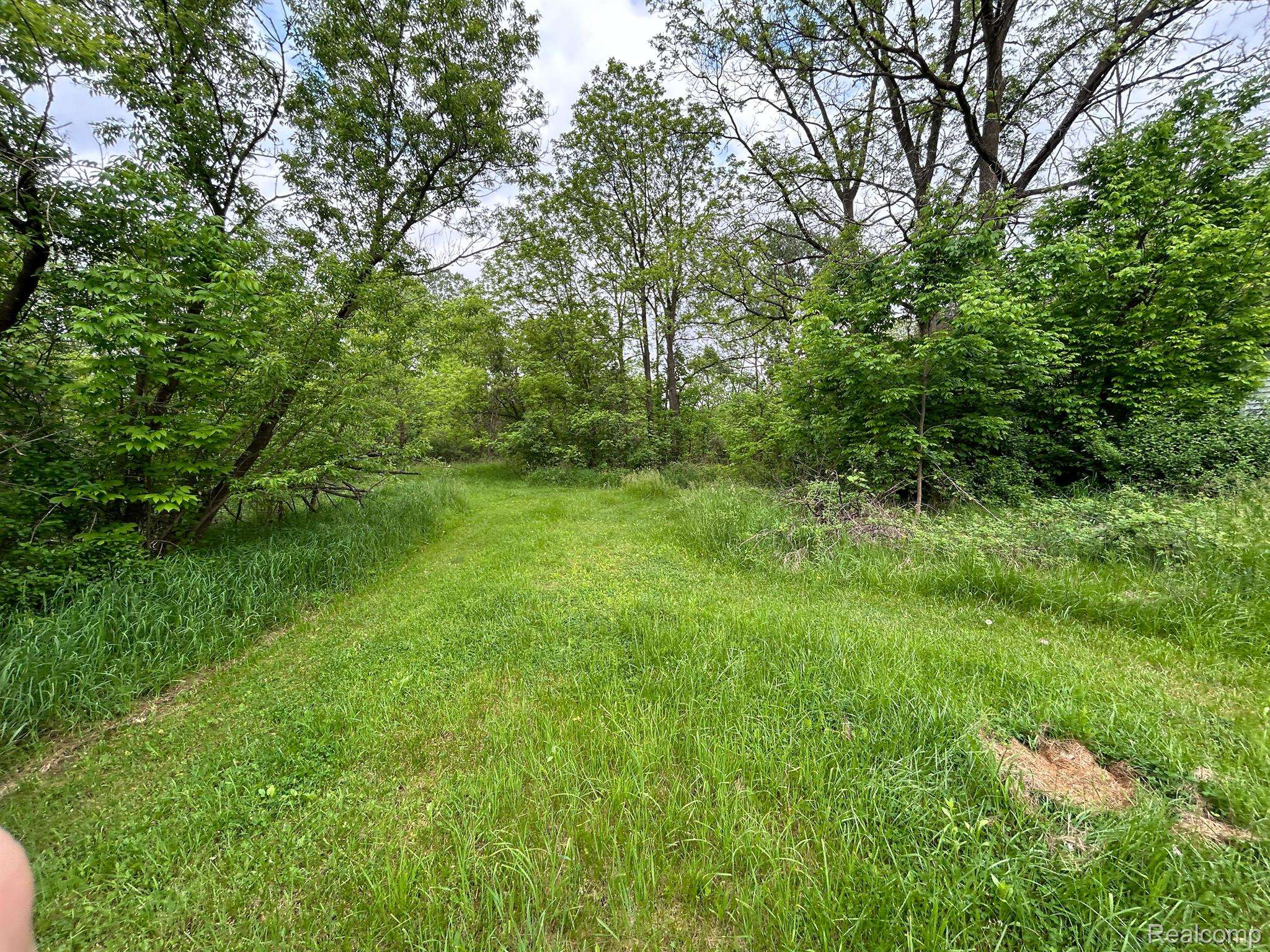 2356 S DYE RD, Flint Twp, MI 48532