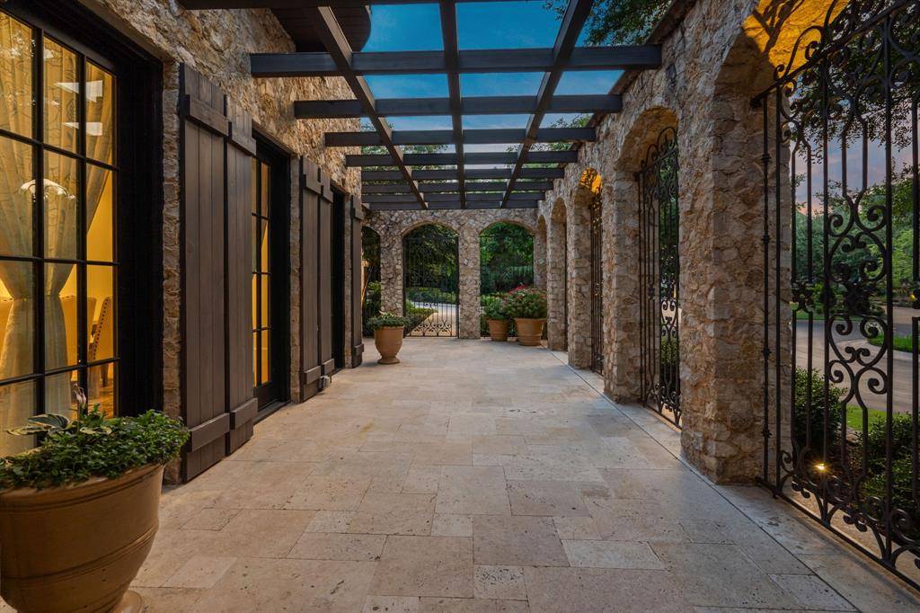 1500 Wills Court, Westlake, TX 76262