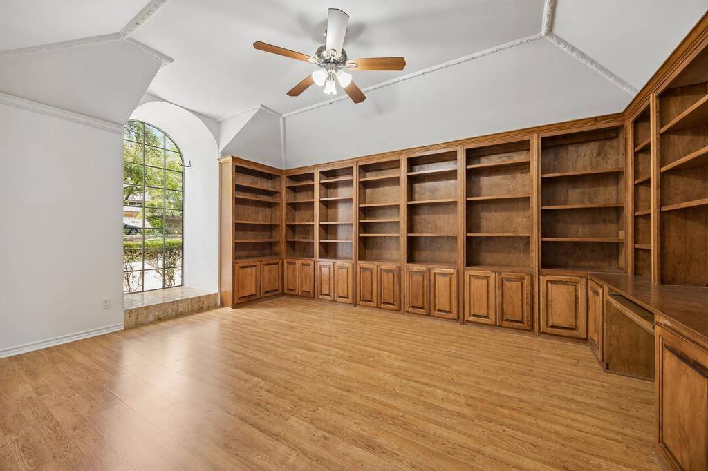 6218 Stonehill Drive, Dallas, TX 75254