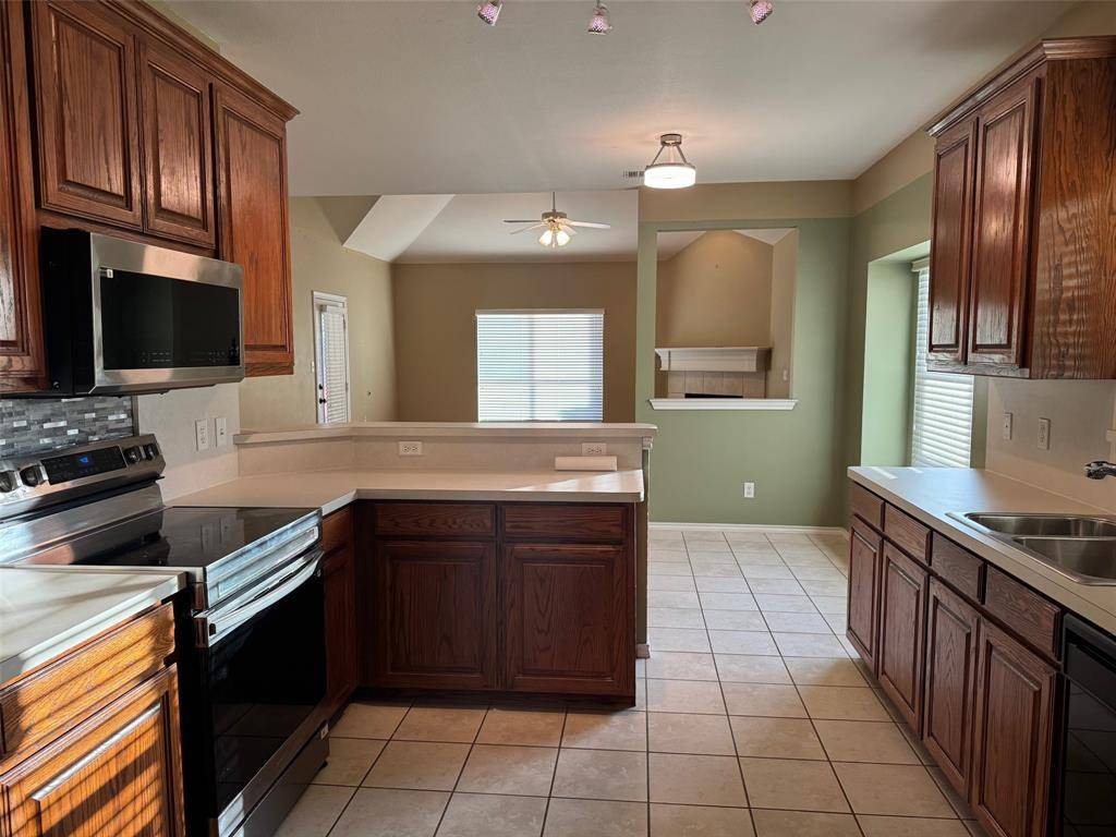 1535 Steamboat Trail, Lewisville, TX 75077