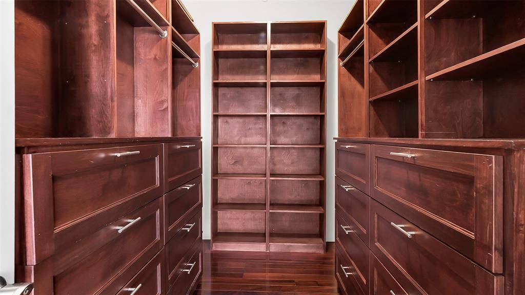 3225 Turtle Creek Boulevard #917, Dallas, TX 75219