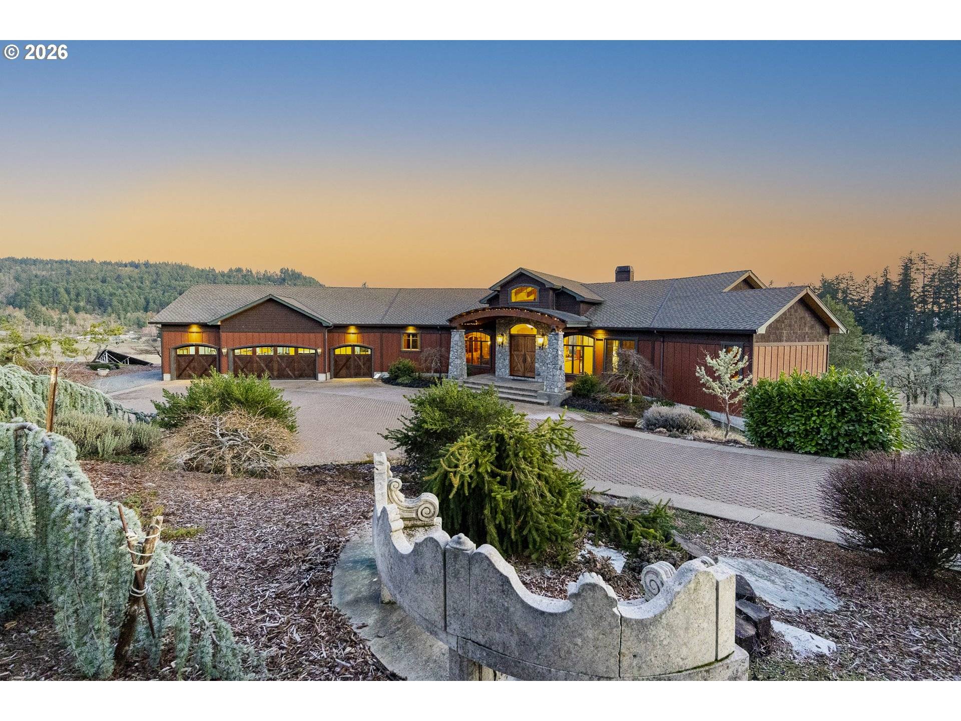 36995 WALLACE CREEK RD, Springfield, OR 97478