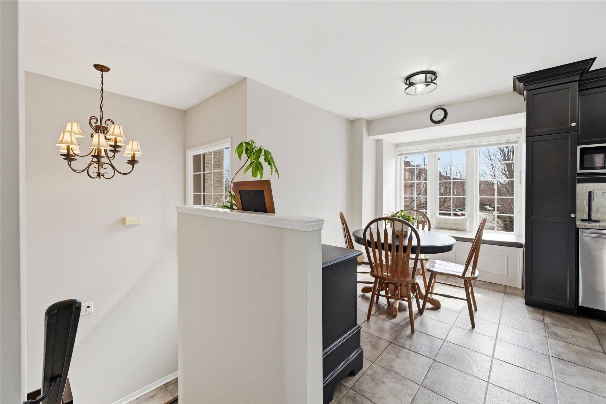 5110 Fairview ST #6, Burlington, ON L7L 7H6