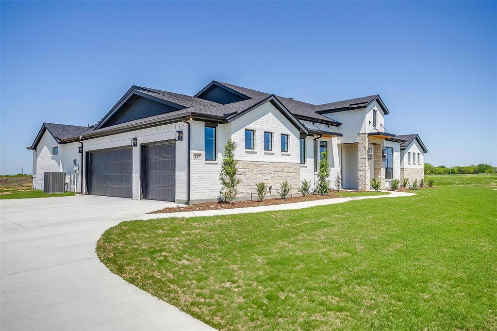 210 Talpin Lane, Venus, TX 76084