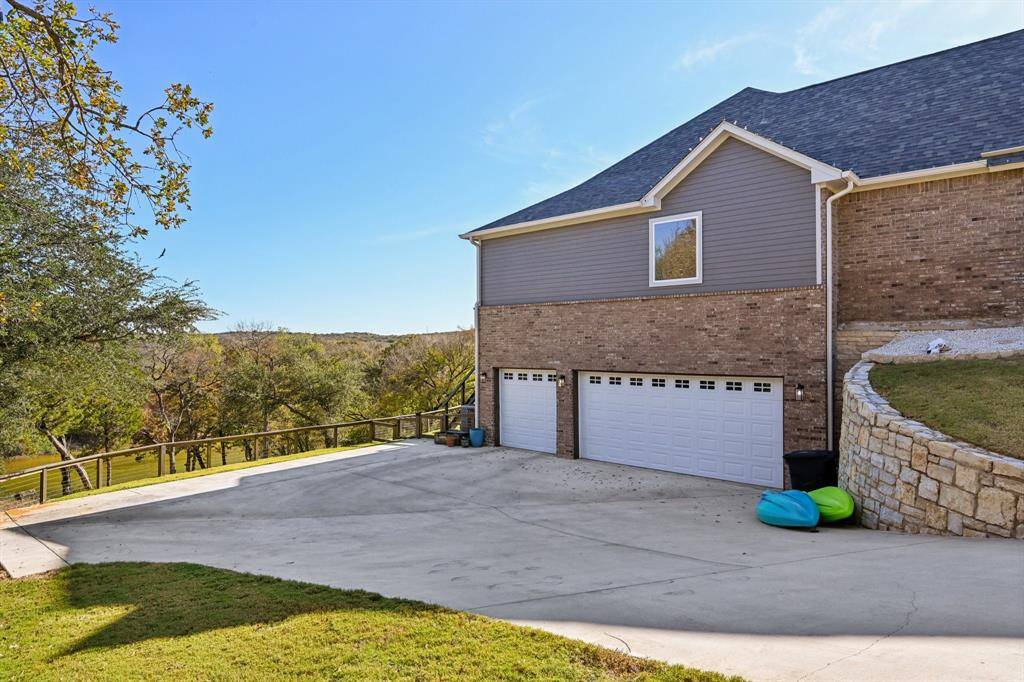 9608 Bellechase Road, Granbury, TX 76049