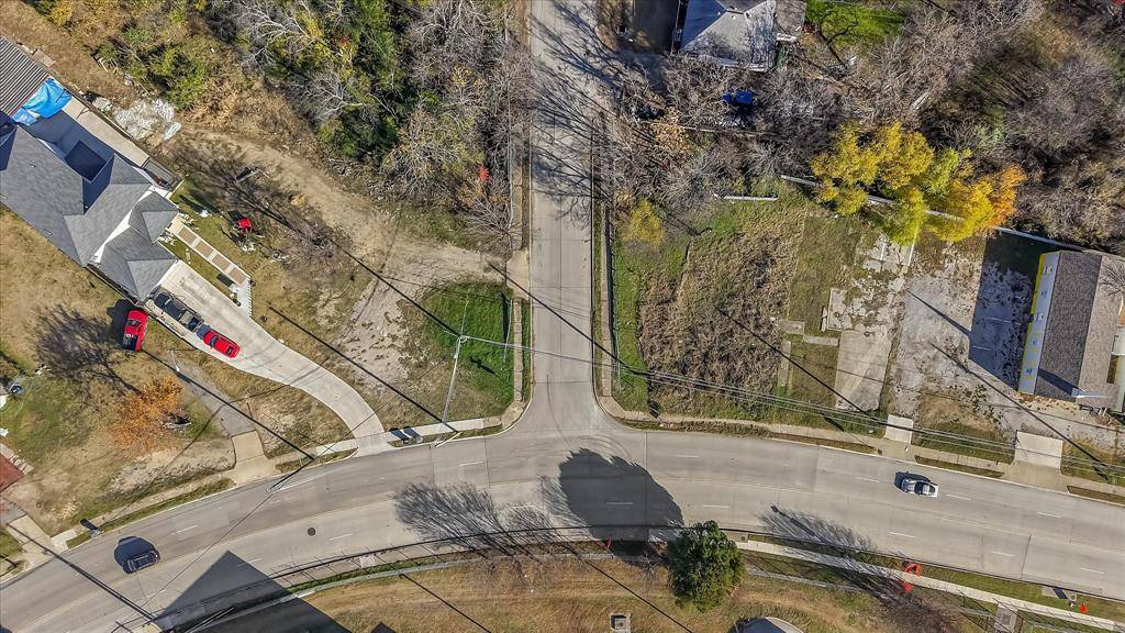 2143 E Ann Arbor, Dallas, TX 75216