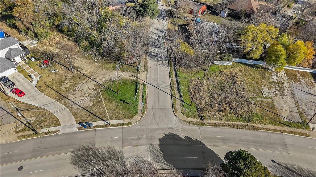 2143 E Ann Arbor, Dallas, TX 75216