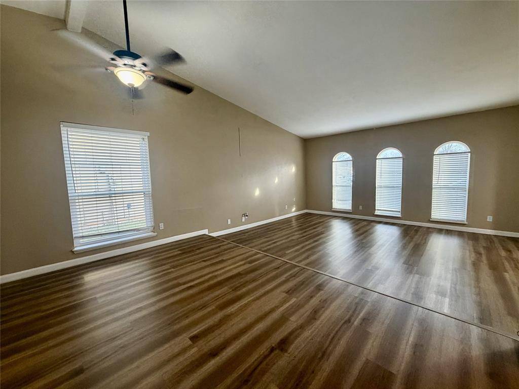 4019 Rushmoor Drive, Arlington, TX 76016