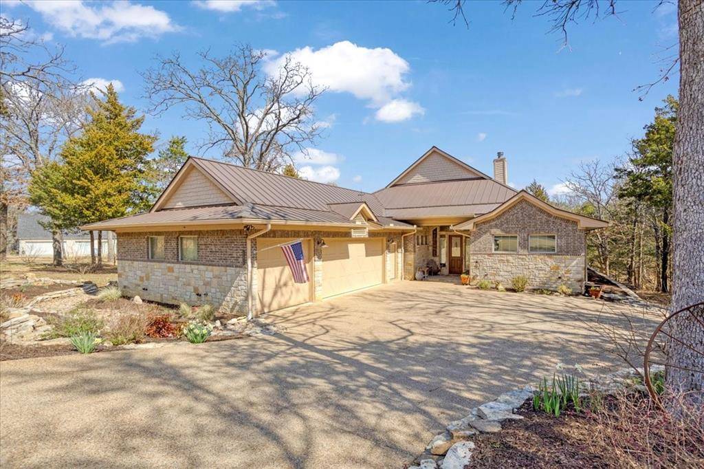 192 Dove Canyon Drive, Gordonville, TX 76245