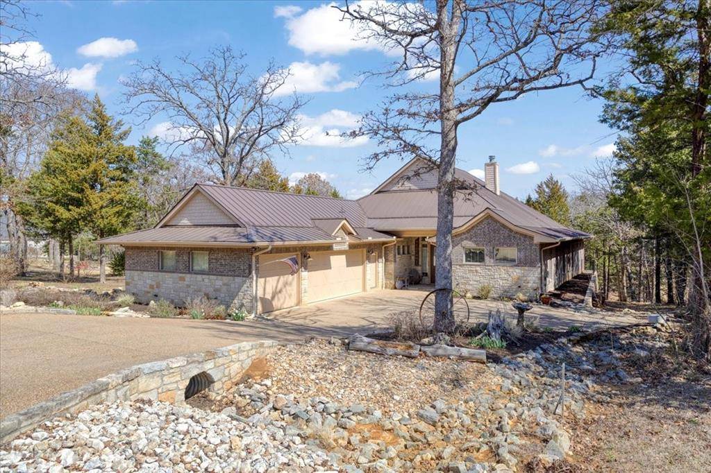 192 Dove Canyon Drive, Gordonville, TX 76245