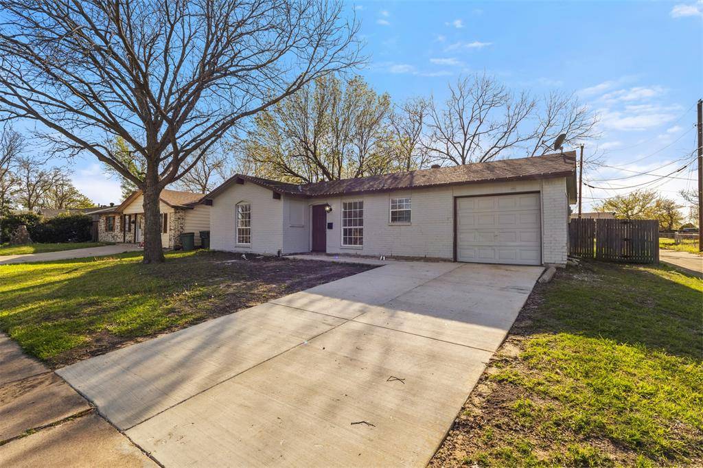 1002 Bridlewood Drive, Garland, TX 75040