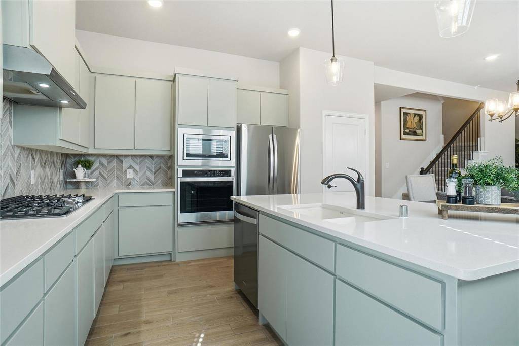 409 Monarch Way, Justin, TX 76247