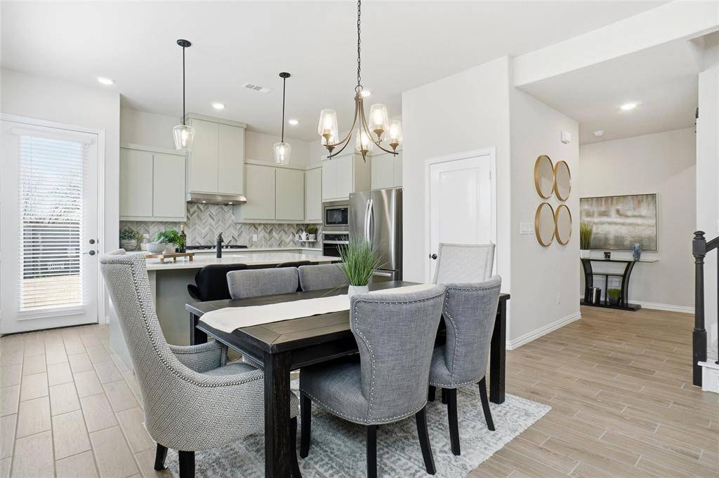 409 Monarch Way, Justin, TX 76247