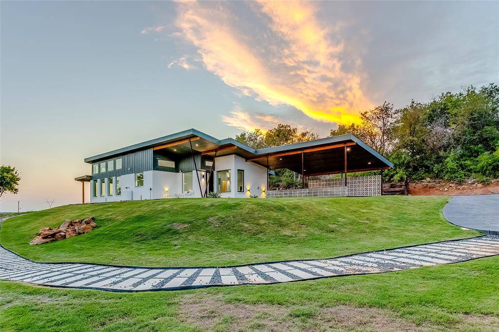 245 Lake House, Bridgeport, TX 76426