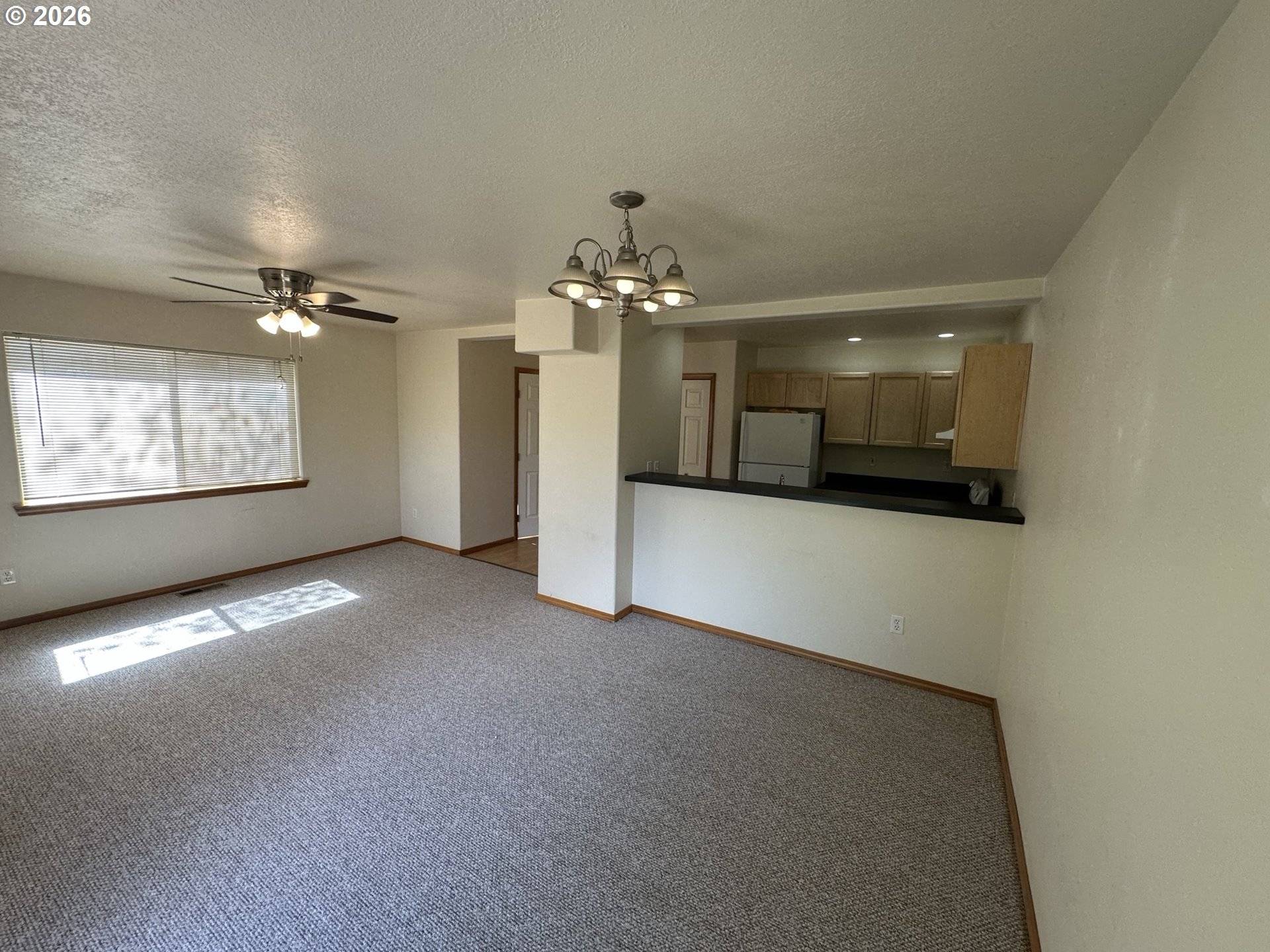 419421 MAXS PL, Hood River, OR 97031