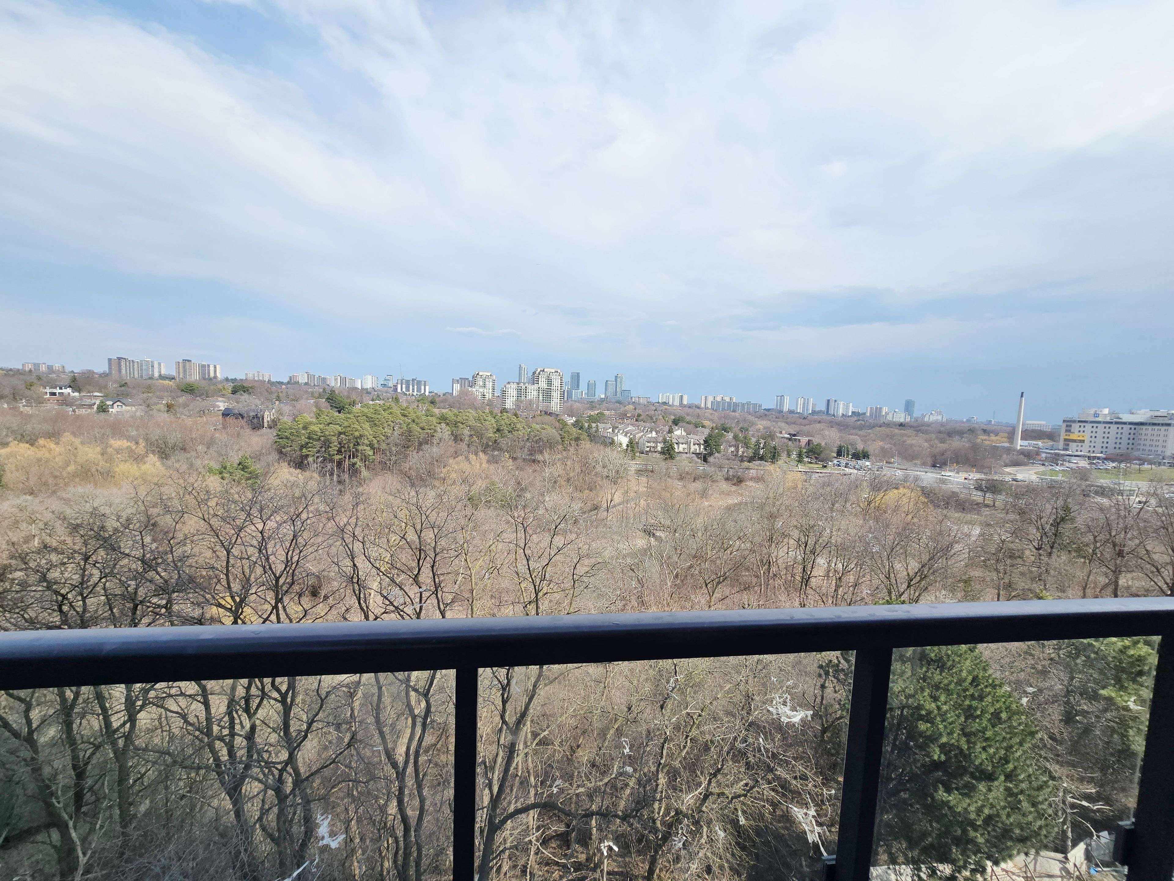 29 Green Trail CT #703, Toronto C15, ON M2K 0J9