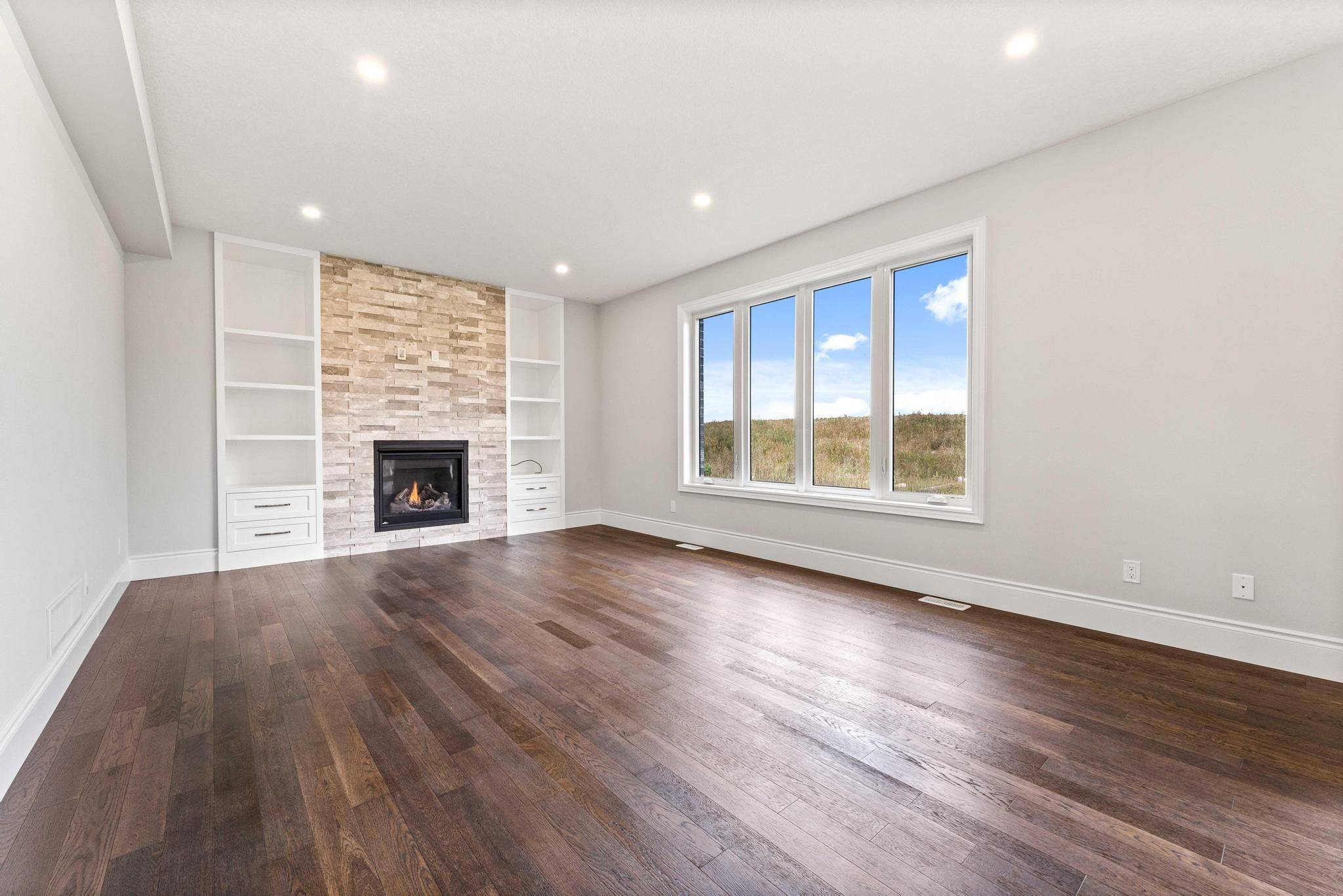 87 BURTON ST, East Zorra-tavistock, ON N0J 1M0