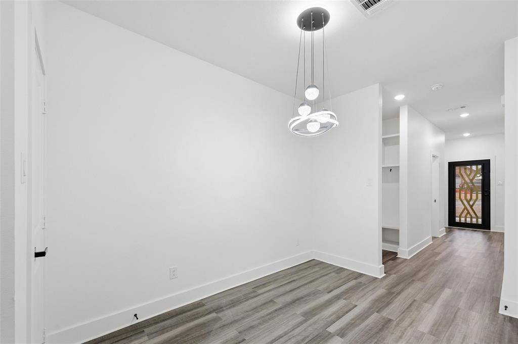 4448 Marcell Avenue, Dallas, TX 75211