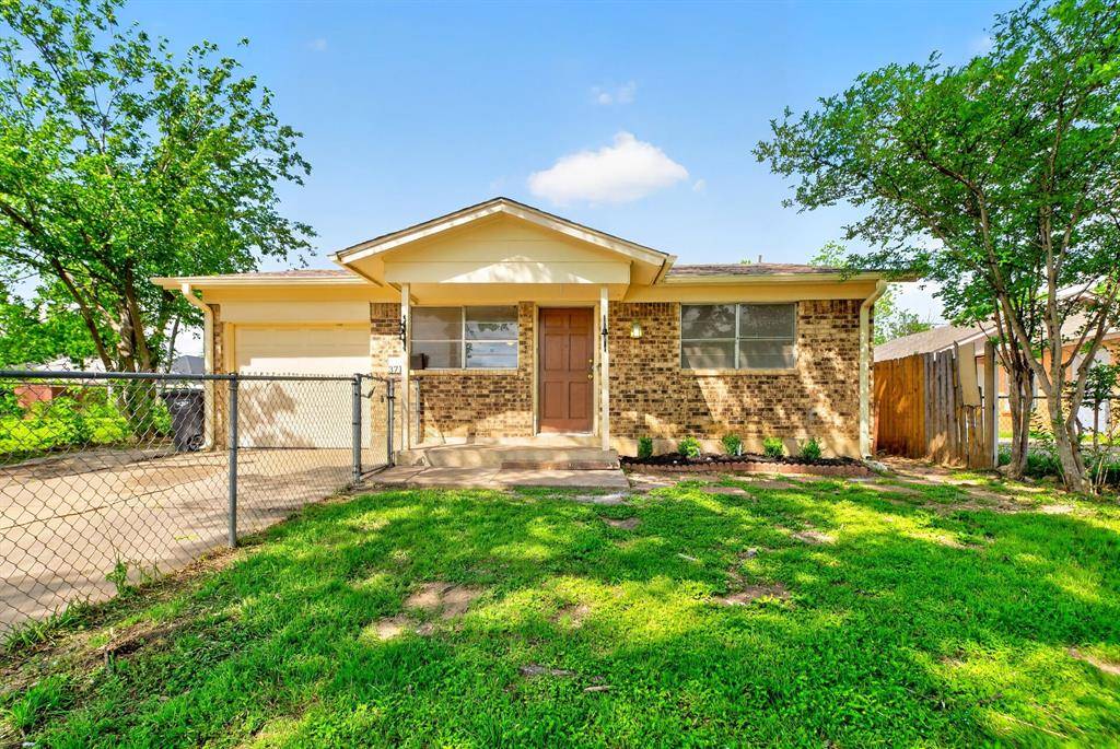 3712 Saint Louis Avenue, Fort Worth, TX 76110