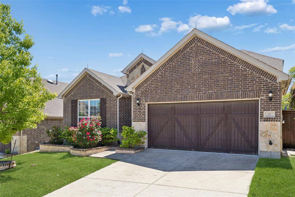 211 Copper Canyon Drive, Lewisville, TX 75067
