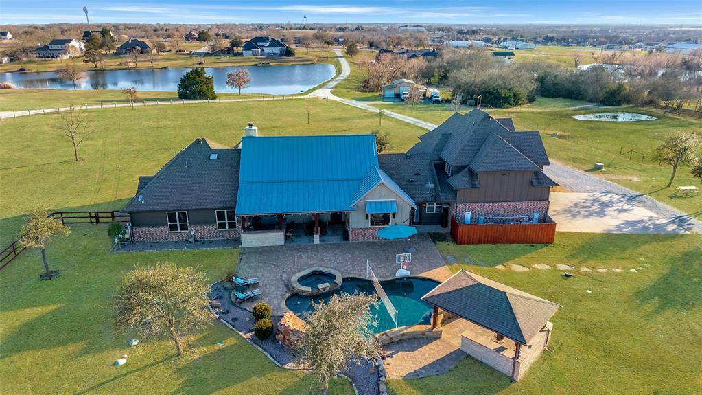 419 Kerfoot Drive, Gunter, TX 75058