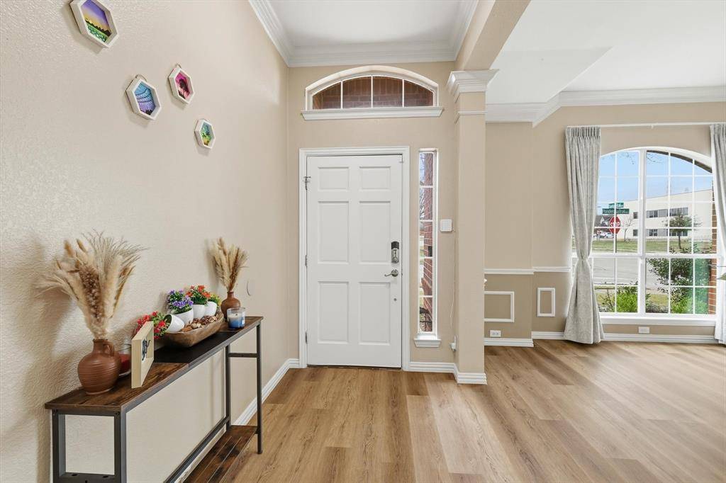 9436 Ponderosa Trail, Irving, TX 75063