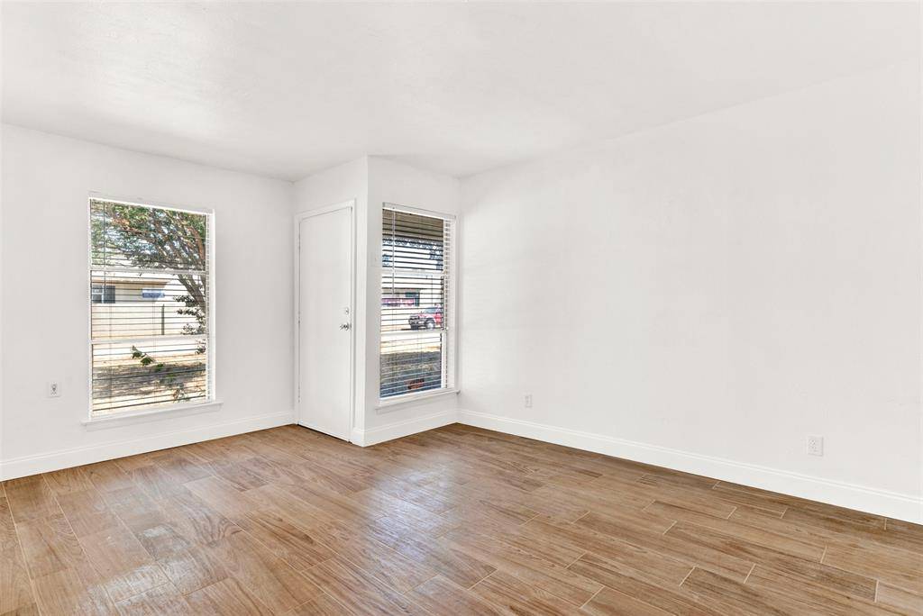 316 A Hilltop Avenue, Richardson, TX 75081