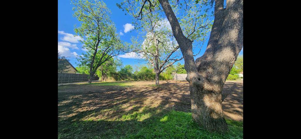 9931 Losa Drive, Dallas, TX 75218