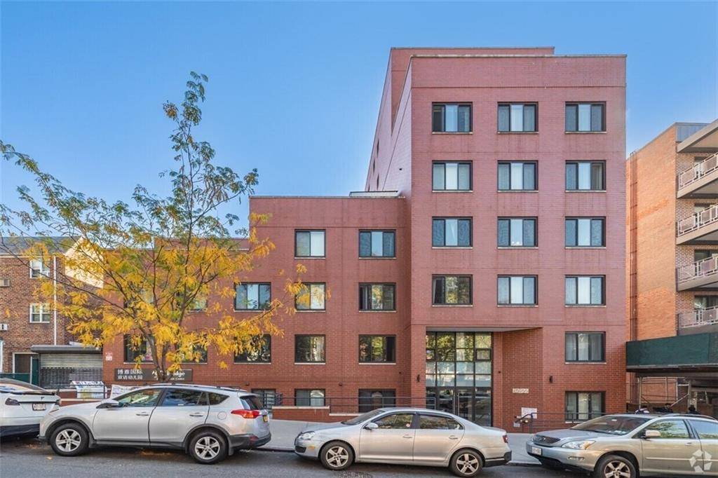 8722 51st AVE #2C, Elmhurst, NY 11373