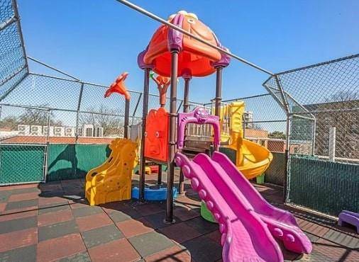 8722 51st AVE #2C, Elmhurst, NY 11373