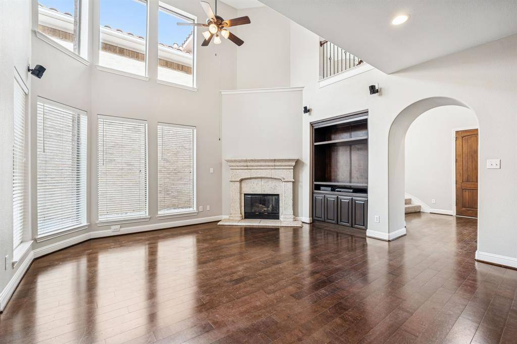 821 La Cima, Irving, TX 75039